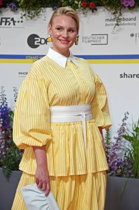 Rosalie Thomass arriving on the red carpet for the GERMAN FILM AWARD 2023 at the Theater am Potsdamer Platz in Berlin on 12 05 2023