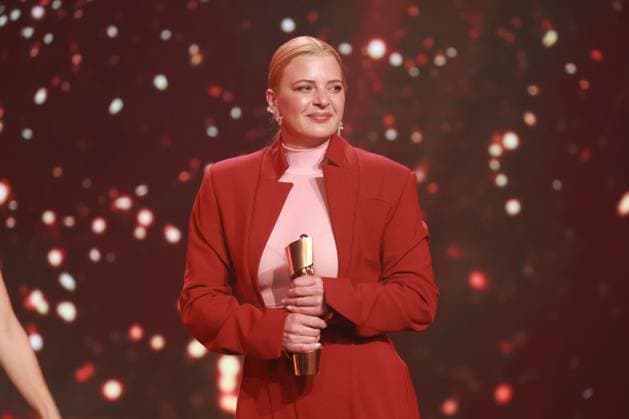 German Film Award 2023 BEST FEMALE SINGLE winner Jördis Triebel at the Lola German Film Award 2023 ceremony at the Theater am Potsdamer Platz in Berlin 12 05 2023 Copyright: xEventpressx