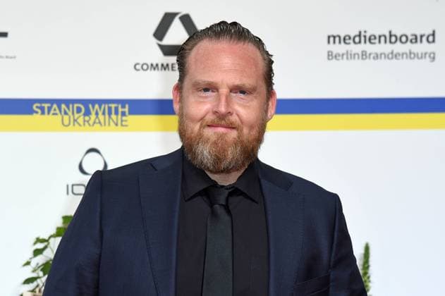 Axel Stein arriving on the red carpet for the GERMAN FILM AWARD 2023 at the Theater am Potsdamer Platz in Berlin on 12 05 2023