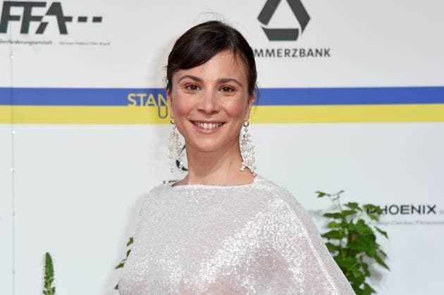 Aylin Tezel arriving on the red carpet for the GERMAN FILM AWARD 2023 at the Theater am Potsdamer Platz in Berlin on 12 05 2023
