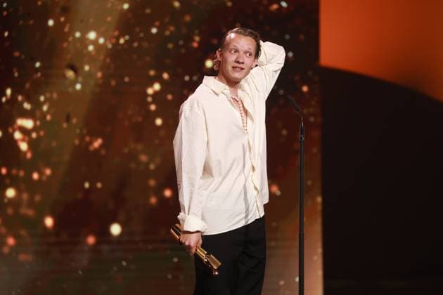 German Film Award 2023 BEST MALE MAIN TROL winner Felix Kammerer IN THE WEST NOTHING NEW at the Lola German Film Award 2023 ceremony at the Theater am Potsdamer Platz in Berlin 12 05 2023 Copyright: xEventpressx