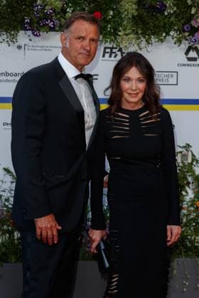 Event German Film Award 2023 Iris Berben with Heiko Kiesow at the 73 German Film Award in the Theater am Potsdamerplatz on 12 05 2023 in Berlin Copyright: xEventpressxKochanx