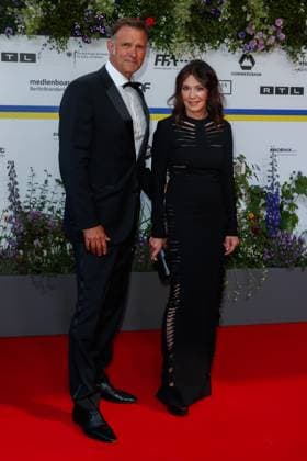 Event German Film Award 2023 Iris Berben with Heiko Kiesow at the 73 German Film Award in the Theater am Potsdamerplatz on 12 05 2023 in Berlin Copyright: xEventpressxKochanx