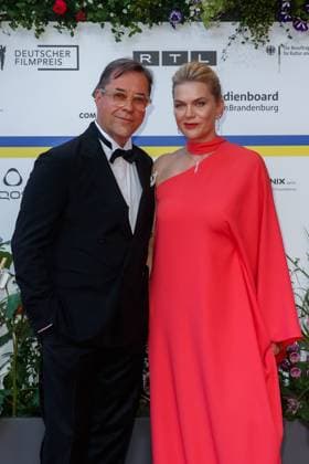 Event German Film Award 2023 Jan Josef Liefers with wife Anna Loos at the 73 German Film Award at the Theater am Potsdamerplatz on 12 05 2023 in Berlin Copyright: xEventpressxKochanx