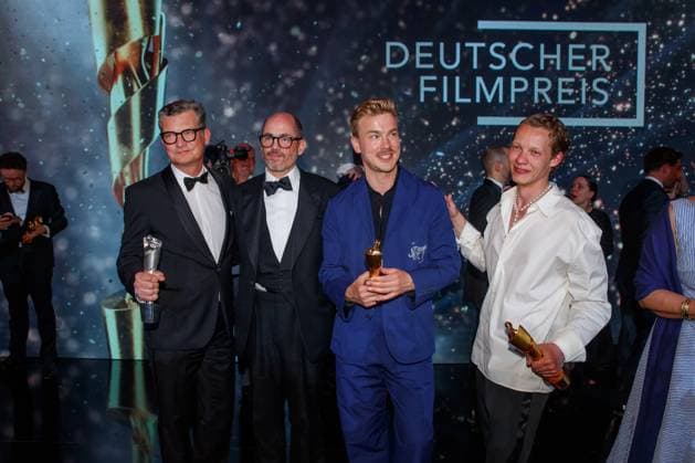 Event German Film Award 2023 Malte Grunert, Edward Berger, Albrecht Schuch and Felix Kammerer at the 73 German Film Award in the Theater am Potsdamerplatz on 12 05 2023 in Berlin Copyright: xEventpressxKochanx