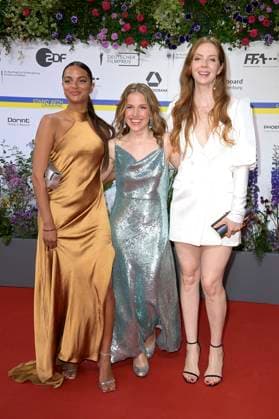 Taneshia Abt, Paula Kalenberg and Pheline Roggan at the 73 German Film Awards 2023 ceremony at Theater am Potsdamer Platz Berlin, 12 05 2023. Foto:xF.xKernx xFuturexImage