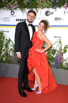 Nadja Frank with company at the 73 German Film Award 2023 ceremony at the Theater am Potsdamer Platz Berlin, 12 05 2023 Foto:xF.xKernx xFuturexImage