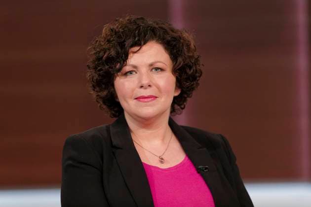 Amira Mohamed Ali at Anne Will 2023 05 14 Germany, Berlin Amira Mohamed Ali Die Linke , parliamentary group leader in the German Bundestag, as a guest at Anne Will in the First Topic of the ARD Politiktalkrunde High aspiration, harsh reality has the traffic light solutions for the current crises