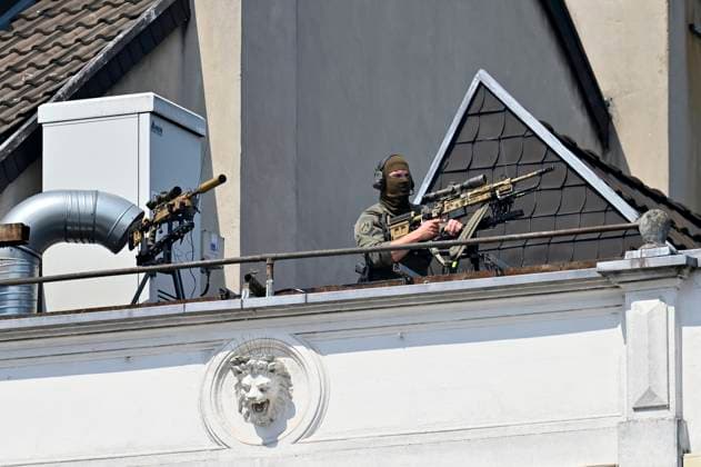 Sharpshooter at the awarding of the Charlemagne Prize 2023 to Volodymyr Selenskyj and the Ukrainian people in Aachen City Hall Aachen, 14 05 2023 Foto:xD.xAnoraganingrumx xFuturexImage