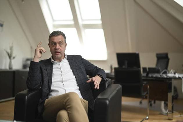 <p>Der Berliner Finanzsenator Stefan Evers am 15. Mai 2023 in seiner Behöde. Berlin Copyright: RetoxKlar