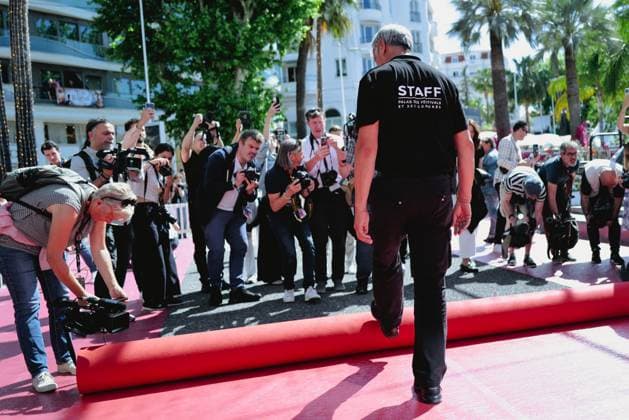 76eme Festival International du Film de Cannes. Installation montage du tapis rouge. 76th International Cannes Film Festival. Red Carpet laying 291904 2023-05-16 Cannes France  Copyright: xLionelxGuericolas MPPx STAR_291904_012