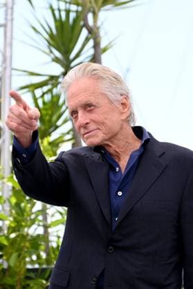 Internationale Filmfestspiele von Cannes - Photocall zur Goldenen Ehrenpalme für Michael Douglas 76th Cannes Film Festival 2023, Photocall Palme d or d honneur. Pictured: Michael Douglas  Copyright: xSimonexComix xipa-agency.netx xPoolxPhotoxEventsx01x IPA_IPA37968851