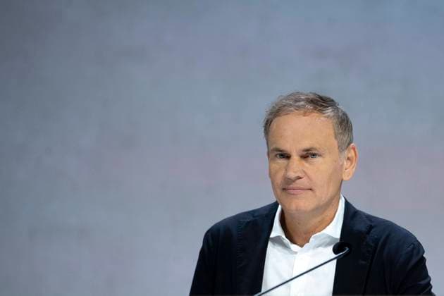 Oliver Blume, VW Hauptversammlung DEU, Deutschland, Germany, Berlin, 10.05.2023 Oliver Blume , ceo Vorstandsvorsitzender des deutschen Automobilherstellers Volkswagen AG VW und ceo der Porsche AG waehrend der Hauptversammlung der Volkswagen AG in Berlin, Deutschland en: Oliver Blume , chief executive officer ceo of the German car maker Volkswagen AG VW and ceo of Porsche AG during the annual general Shareholders meeting of the Volkswagen AG in Berlin Germany. *** Oliver Blume, VW Annual General Meeting DEU, Germany, Germany, Berlin, 10 05 2023 Oliver Blume , chief executive officer ceo of the German car maker Volkswagen AG VW and ceo of Porsche AG during the annual general shareholders meeting of the Volkswagen AG in Berlin Germany en Oli