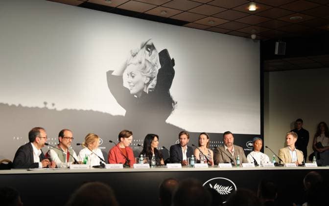 76eme Festival International du Film de Cannes. Conference de presse avec le jury 76th International Cannes Film Festival. Press conference with jury members 291920 2023-05-16 Nyoni, Rungano; Dano, Paul; Ducournau, Julia; Ostlund, Ruben; Rahimi, Atiq; Touzani, Maryam  Copyright: xIvankaxVoisinx xStarfacex STAR_291920_001