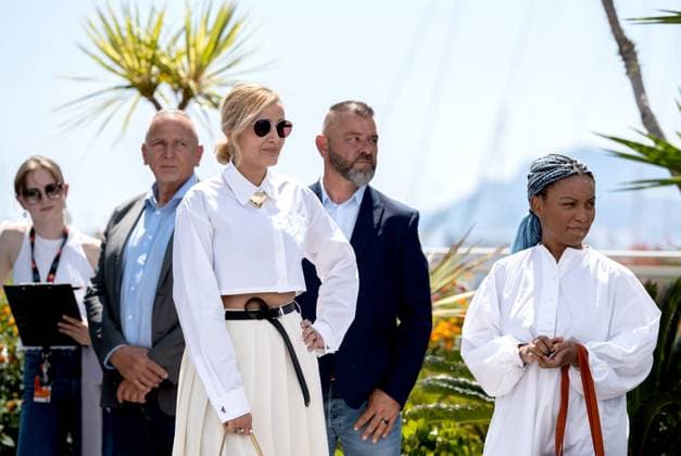 76eme Festival International du Film de Cannes. Photocall avec le jury 76th International Cannes Film Festival. Photocall with jury members 291923 2023-05-16 Cannes France Ducournau, Julia  Copyright: xEstellexCarlierx xStarfacex STAR_291923_031