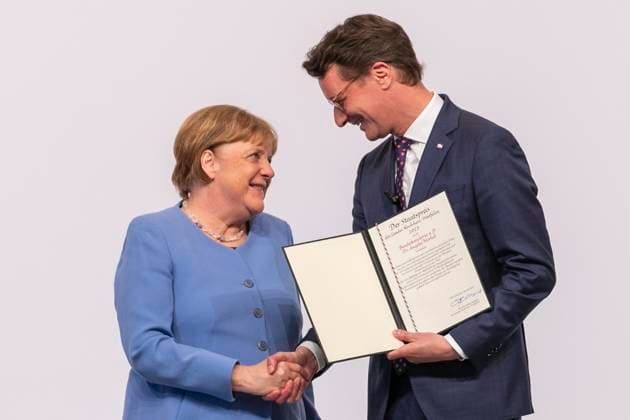 Dr Angela Merkel Federal Chancellor a D , Hendrik Wuest State President North Rhine-Westphalia , Cologne, Award of the State Prize of the State of North Rhine-Westphalia to Federal Chancellor a D Dr Angela Merkel, 16 05 2023, Flora Cologne