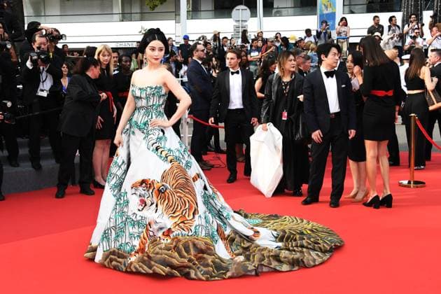 Internationale Filmfestspiele von Cannes, Eröffnung 76th Cannes Film Festival 2023, evening 1 - red carpet of the film Jeanne du Barry - opening ceremony. Pictured: Fan Bingbing  Copyright: xAlbertoxTerenghix xipa-agency.nex xPoolxPhotoxEventsx01x IPA_IPA37974979