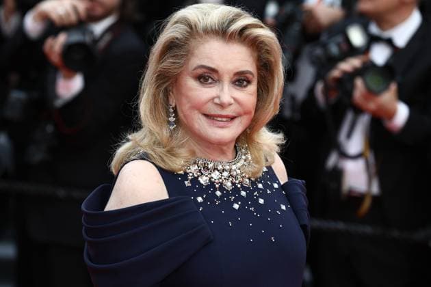 Internationale Filmfestspiele von Cannes, Eröffnung May 16, 2023, Cannes, Cote d Azur, France: CATHERINE DENEUVE attends the screening of Jeanne du Barry and Opening Ceremony red carpet for the 76th Annual Cannes Film Festival at Palais des Festivals on May 16, 2023 in Cannes, France Cannes France - ZUMAc179 20230516_zep_c179_141 Copyright: xMickaelxChavetx