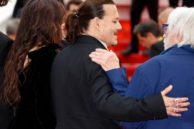 Maiwenn, Johnny Depp and Pierre Richard at the Opening Ceremony with the premiere of the feature film Jeanne du Barry at the Festival de Cannes 2023 76 Cannes International Film Festival at the Palais des Festivals Cannes, 16 05 2023. Foto:xD.xBedrosianx xFuturexImage