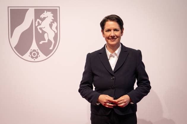 Award of the State Prize 2023 of the State of North Rhine Westphalia to the Chancellor a D Current, 16 05 2023, Cologne, Minister of Agriculture and Consumer Protection of North Rhine Westphalia Silke Gorissen in portrait on the red carpet for the award of the State Prize 2023 of the State of North Rhine Westphalia to the Chancellor a D in the