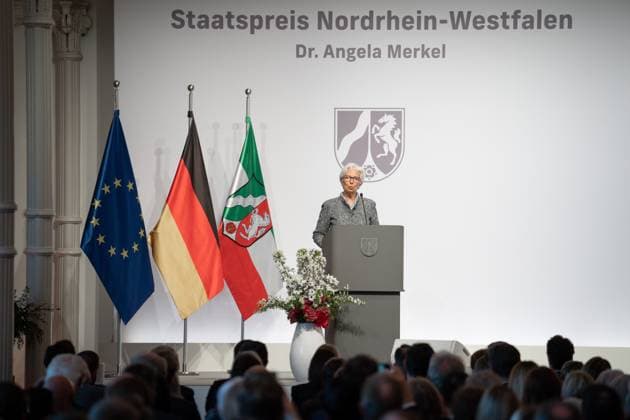 Award of the State Prize 2023 of the State of North Rhine Westphalia to the Chancellor a D Current, 16 05 2023, Cologne, Christine Lagarde, President of the European Central Bank during her laudation at the ceremony for the award of the State Prize 2023 of the State of North Rhine Westphalia to the Chancellor a D in the Flora in Cologne Cologne North Rhine Westphal