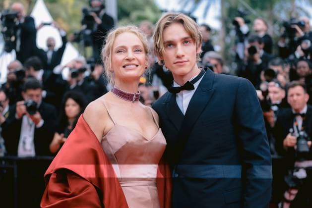 76e Festival International du Film de Cannes. Montee des marches d ouverture. 76th International Cannes Film festival. Opening Red carpet with Jeanne du Bary movie presentation 291927 2023-05-16 Cannes France Thurman, Uma; Hawke-Thurman, Roan ( Levon )  Copyright: xTerencexBaelenx STAR_291927_043