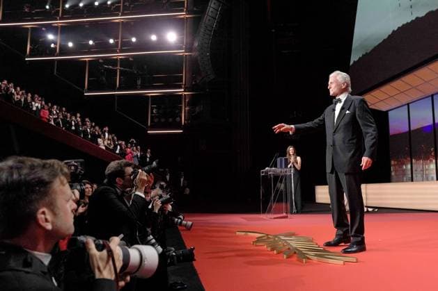 76e Festival International du Film de Cannes. Ceremonie d ouverture. Palme d honneur. 76th International Cannes Film festival. Opening ceremony. Life achievment award 291933 2023-05-16 Cannes France Douglas, Michael  Copyright: xSergexArnalx xStarfacex STAR_291933_030