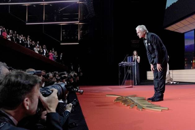 76e Festival International du Film de Cannes. Ceremonie d ouverture. Palme d honneur. 76th International Cannes Film festival. Opening ceremony. Life achievment award 291933 2023-05-16 Cannes France Douglas, Michael  Copyright: xSergexArnalx xStarfacex STAR_291933_033