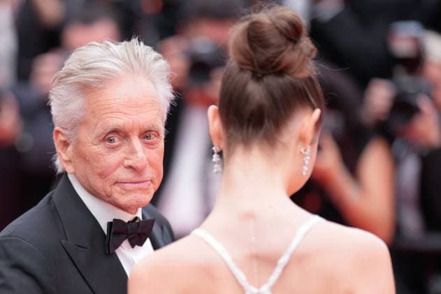 The Jeanne du Barry Film Premiere at the 76th Edition of the Cannes Film Festival Michael Douglas, recipient of the honorary Palme d Or, attends the opening gala night and red carpet event of the movie Jeanne du Barry , during the opening ceremony of the 76th edition of the Cannes Film Festival on May 16 2023, in Cannes, France Cannes Palace of Festivals and Congresses of Cannes Cannes France Copyright: xAlexandraxFechetex _ADR7806