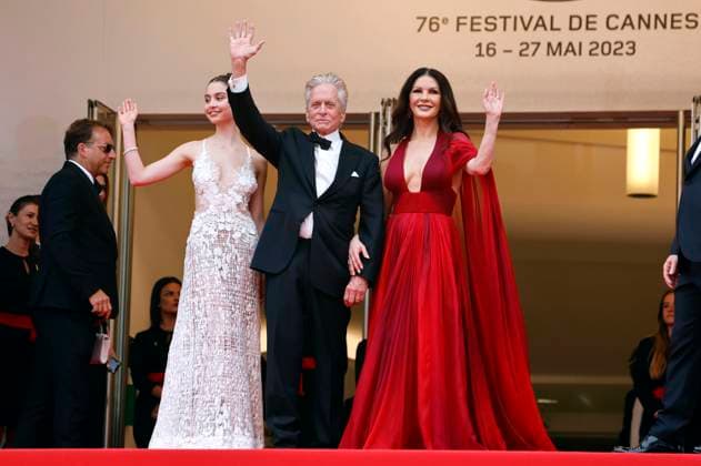 Michael Douglas and Catherine Zeta Jones with daughter Carys Zeta Douglas at the Opening Ceremony with the premiere of the feature film Jeanne du Barry at the Festival de Cannes 2023 76 Cannes International Film Festival at the Palais des Festivals Cannes, 16 05 2023. Foto:xS.xGabschx xFuturexImage