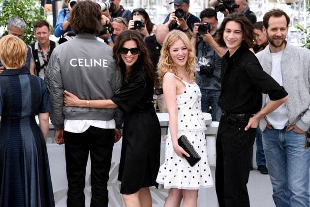 76th Cannes Film Festival 2023, Photocall film Jeanne du Barry . Pictured: MaÃ¯wenn, Pauline Pollmann, Thibault Bonenfant, Diego Le Fur  Copyright: xAlbertoxTerenghi PoolxPhotoxEvenx xPoolxPhotoxEventsx01x IPA_IPA37992420