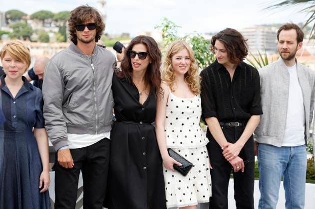 India Hair, Diego Le Fur, Maiwenn, Pauline Pollmann, Thibault Bonenfant and Benjamin Lavernhe at the photocall for the feature film Jeanne du Barry at the Festival de Cannes 2023 76 Cannes International Film Festival at the Palais des Festivals Cannes, 17 ,05 2023. Foto:xD.xBedrosianx xFuturexImage
