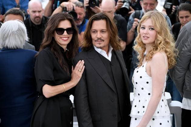 76th Cannes Film Festival 2023, Photocall film Jeanne du Barry . Pictured: MaÃ¯wenn, Johnny Depp, Pauline Pollmann  Copyright: xAlbertoxTerenghi PoolxPhotoxEvenx xPoolxPhotoxEventsx01x IPA_IPA37994088