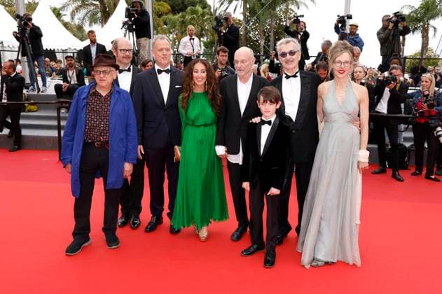 Jeremy Thomas, Daniel Kiefer, Karsten Brünig, Manuela Luca Dazio, Anselm Kiefer, Anton Wenders, Wim Wenders and Donata Wenders at the premiere of the documentary Anselm The Rush of Time at the Festival de Cannes 2023 76 Cannes International Film Festival at the Palais des Festivals Cannes, 17 05 2023. Foto:xS.xGabschx xFuturexImage