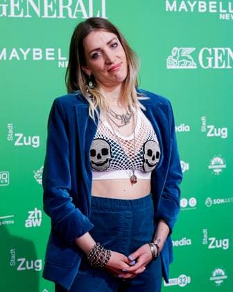 17 05 2023, Zug, Bossard Arena, SWISS MUSIC AWARDS, Singer Evelinn Trouble (LinnÃ a Racine) on the red carpet Zug Bossard Arena Zug Switzerland  Copyright: xJustPictures.ch DanielaxPorcellix