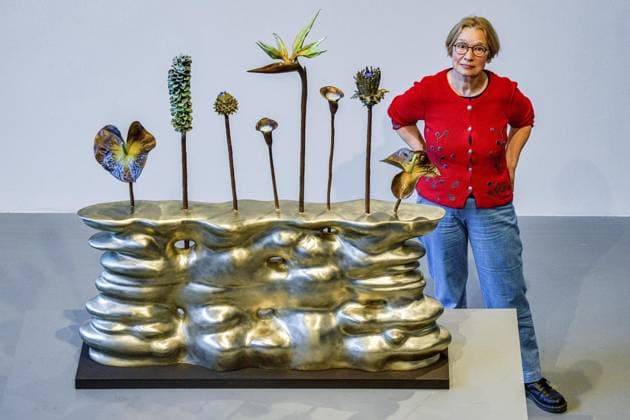 Ausstellung in der Werkstattgalerie Anna Bogouchevskaia ShouldnÂ t be gone *** NUR FÜR REDAKTIONELLE ZWECKE *** EDITORIAL USE ONLY ***<p>Bildgießerei Hermann Noack GmbH &amp; Co KG Ausstellung in der Werkstattgalerie Anna Bogouchevskaia ShouldnÂ t be gone Blumen im Nebel 2019, Neusilber, Bronze Auffällig ist Bogouchevskaias Formauffassung des Kombinatorischen. Mit einem Augenzwinkern führt sie unterschiedliche bildhauerische Positionen und den immer noch virulenten Geist des Post-Impressionismus in ausgewogener Gewichtung zusammen, fotografiert am 17. Mai 2023 in Berlin. Deutschland Berlin Berlin Copyright: MaurizioxGambarini *** Exhibition in the workshop gallery Anna Bogouchevskaia ShouldnÂ t be gone FOR EDITORIAL PURPOSES ONL Copyright: MaurizioxGambarini doc7q8wf4rx14hy4n3lsi ,EDITORIAL USE ONLY