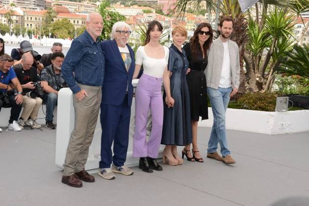 May 17, 2023, CANNES, France: CANNES, FRANCE - MAY 17: Suzane De Baecque, India Hair, Benjamin Lavernhe, Pierre Richard, Maïwenn, Johnny Depp and Pascal Greggory attend the Jeanne du Barry photocall at the 76th annual Cannes film festival at Palais des Festivals on May 17, 2023 in Cannes, France. CANNES France - ZUMAi09_ 20230517_zaf_i09_009 Copyright: xFrederickxInjimbertx