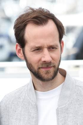 76e Festival International du Film de Cannes. Photocall du film Jeanne du Barry . 76th Cannes Film Festival. Photocall with cast of the film Jeanne du Barry . Benjamin Lavernhe. 292023 2023-05-17 Cannes France  Copyright: xIsabellexVautierx xStarfacex STAR_292023_010
