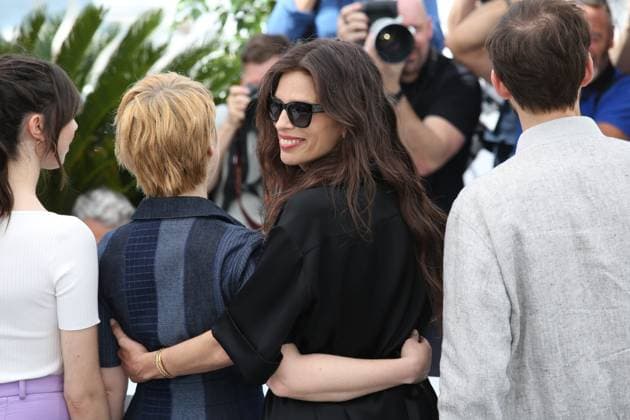 76e Festival International du Film de Cannes. Photocall du film Jeanne du Barry . 76th Cannes Film Festival. Photocall with cast of the film Jeanne du Barry . Maiwenn. 292023 2023-05-17 Cannes France  Copyright: xIsabellexVautierx xStarfacex STAR_292023_026