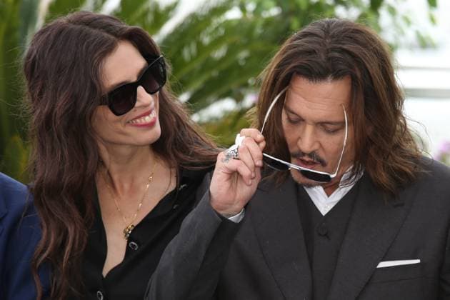 76e Festival International du Film de Cannes. Photocall du film Jeanne du Barry . 76th Cannes Film Festival. Photocall with cast of the film Jeanne du Barry . Maiwenn and Johnny Depp. 292023 2023-05-17 Cannes France  Copyright: xIsabellexVautierx xStarfacex STAR_292023_044