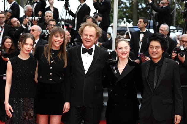 May 17, 2023, Cannes, Cote d Azur, France: UN CERTAIN REGARD jury made of PAULA BEER, ALICE WINOCOUR, JOHN C. REILLY, EMILIE DEQUENNE and DAVY CHOU attend the screening of Kaibutsu during the 76th Annual Cannes Film Festival at Palais des Festivals on May 17, 2023 in Cannes, France Cannes France - ZUMAc179 20230517_zep_c179_171 Copyright: xMickaelxChavetx