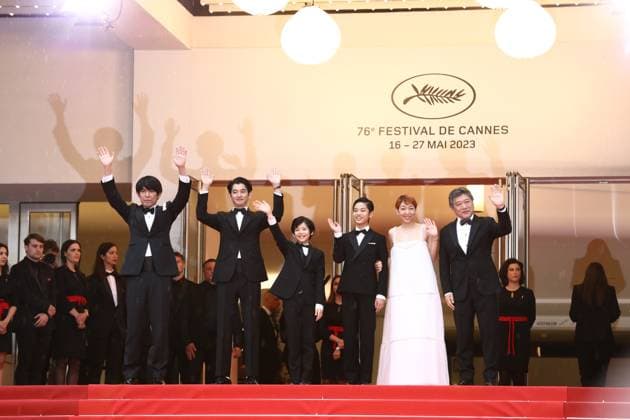 May 17, 2023, Cannes, Cote d Azur, France: Kaibutsu cast and crew including YUJI SAKAMOTO, EITA NAGAYAMA, HINATA HIIRAGI, KUROKAWA SOYA, SAKURA ANDO and Director HIROKAZU KORE-EDA attend the screening of Kaibutsu during the 76th Annual Cannes Film Festival at Palais des Festivals on May 17, 2023 in Cannes, France Cannes France - ZUMAc179 20230517_zep_c179_275 Copyright: xMickaelxChavetx