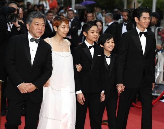 May 17, 2023, Cannes, Cote d Azur, France: Kaibutsu cast and crew including YUJI SAKAMOTO, EITA NAGAYAMA, HINATA HIIRAGI, KUROKAWA SOYA, SAKURA ANDO and Director HIROKAZU KORE-EDA attend the screening of Kaibutsu during the 76th Annual Cannes Film Festival at Palais des Festivals on May 17, 2023 in Cannes, France Cannes France - ZUMAc179 20230517_zep_c179_279 Copyright: xMickaelxChavetx