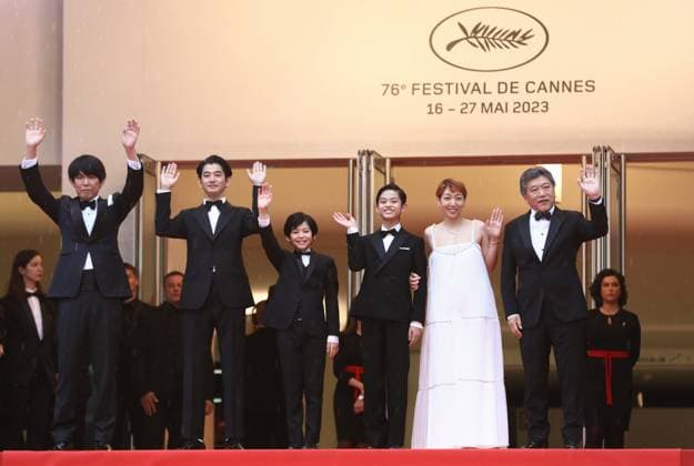 May 17, 2023, Cannes, Cote d Azur, France: Kaibutsu cast and crew including YUJI SAKAMOTO, EITA NAGAYAMA, HINATA HIIRAGI, KUROKAWA SOYA, SAKURA ANDO and Director HIROKAZU KORE-EDA attend the screening of Kaibutsu during the 76th Annual Cannes Film Festival at Palais des Festivals on May 17, 2023 in Cannes, France Cannes France - ZUMAc179 20230517_zep_c179_332 Copyright: xMickaelxChavetx