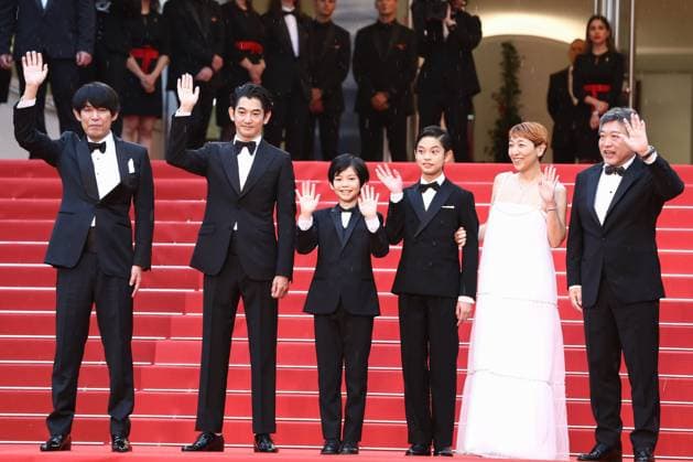 May 17, 2023, Cannes, Cote d Azur, France: Kaibutsu cast and crew including YUJI SAKAMOTO, EITA NAGAYAMA, HINATA HIIRAGI, KUROKAWA SOYA, SAKURA ANDO and Director HIROKAZU KORE-EDA attend the screening of Kaibutsu during the 76th Annual Cannes Film Festival at Palais des Festivals on May 17, 2023 in Cannes, France Cannes France - ZUMAc179 20230517_zep_c179_334 Copyright: xMickaelxChavetx