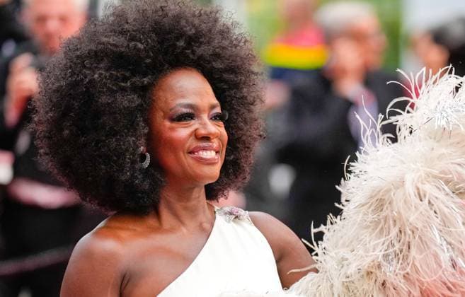 The Kaibutsu (Monster) Movie Premiere at the 76th Edition of the Cannes Film Festival Viola Davis attends the movie premiere and red carpet event for the movie Kaibutsu (Monster), which is in competition for the Palme d Or, during the 76th edition of the Cannes Film Festival on May 17 2023, in Cannes, France Cannes Palace of Festivals and Congresses of Cannes Cannes France Copyright: xAlexandraxFechetex _ADR9574