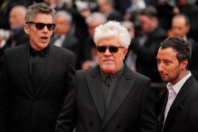 The Kaibutsu (Monster) Movie Premiere at the 76th Edition of the Cannes Film Festival Ethan Hawke, Pedro Almodovar, and Anthony Vaccarello attend the movie premiere and red carpet event for the movie Kaibutsu (Monster), which is in competition for the Palme d Or, during the 76th edition of the Cannes Film Festival on May 17 2023, in Cannes, France Cannes Palace of Festivals and Congresses of Cannes Cannes France Copyright: xAlexandraxFechetex _ADR9692