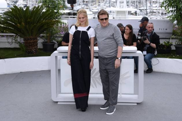 76th Cannes Film Festival 2023, Photocall film Rosalie . Pictured: Nadia Tereszkiewicz, Benoit Magimel  Copyright: xAlbertoxTerenghi PoolxPhotoxEvenx xPoolxPhotoxEventsx01x IPA_IPA38017373