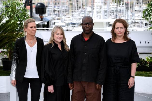 76th Cannes Film Festival 2023, Photocall film Occupied city. Pictured: Steve McQueen, Bianca Stigter, Floor Onrust, Anna Smith-Tenser  Copyright: xAlbertoxTerenghi PoolxPhotoxEvenx xPoolxPhotoxEventsx01x IPA_IPA38017829