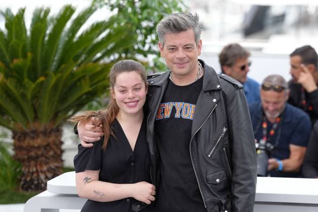 Benjamin Biolay - Anna Biolay CELEBRITES : 76 eme festival de Cannes - Photocall du film Rosalie - Cannes - 18 05 2023 NorbertScanella Panoramic 